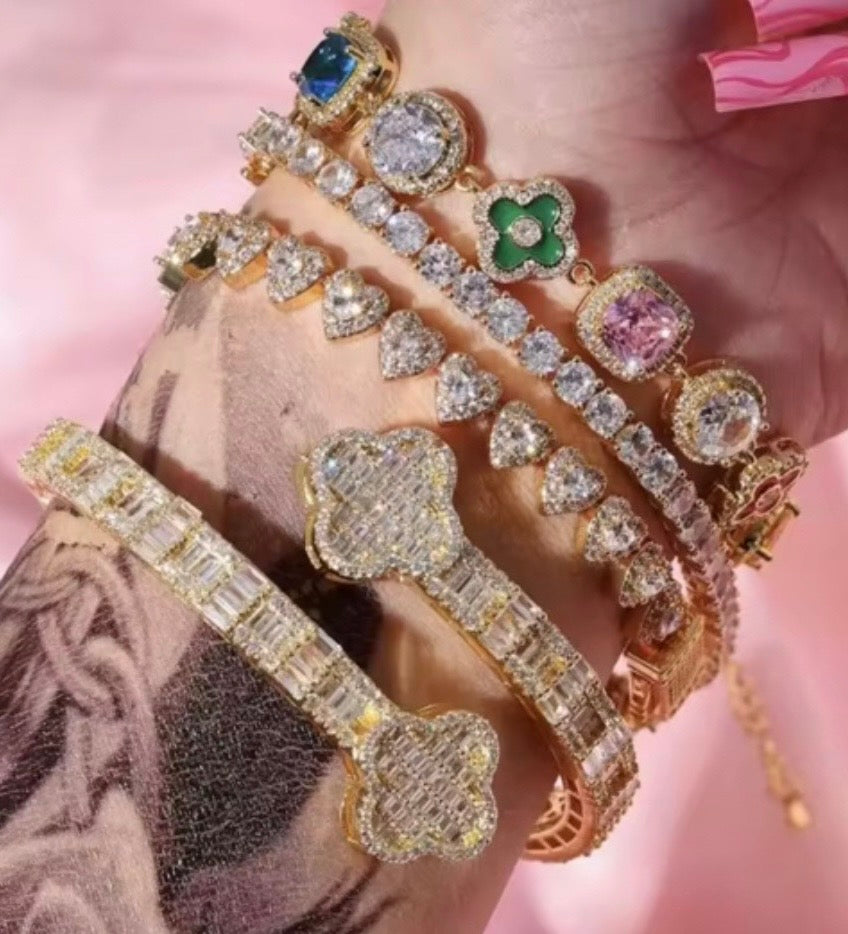 The Pretty Girl Gold Stack